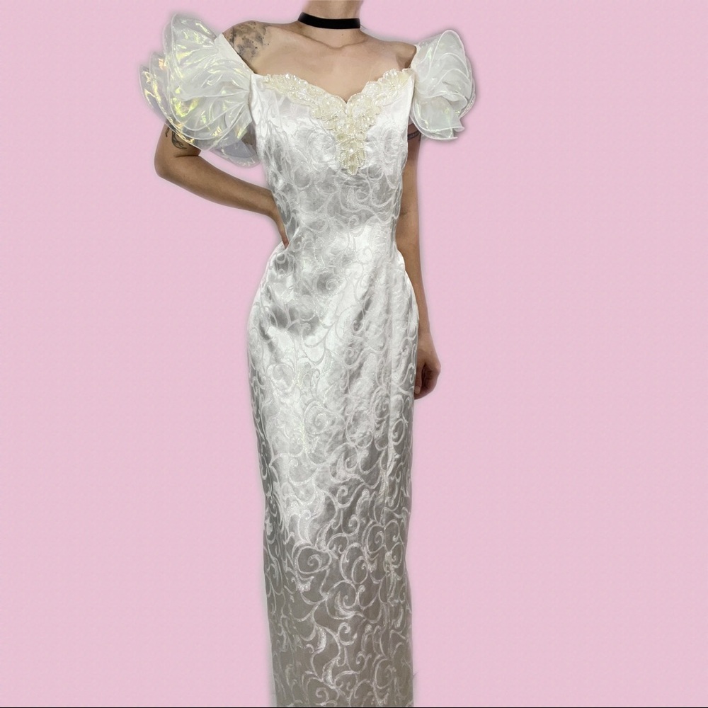 1990s Flirtations Puff Sleeve Dress